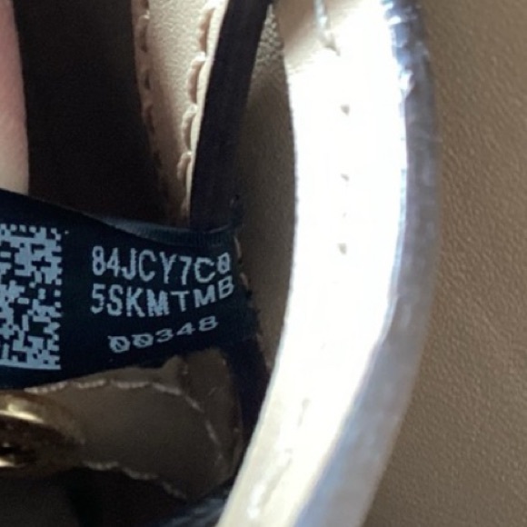 Michel Kors Signature Mercer Convertible Crossbody Bag - Picture 14 of 15